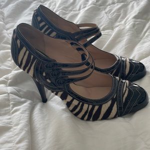 Pour La Victories Zebra Mary Jane Heels sz 11